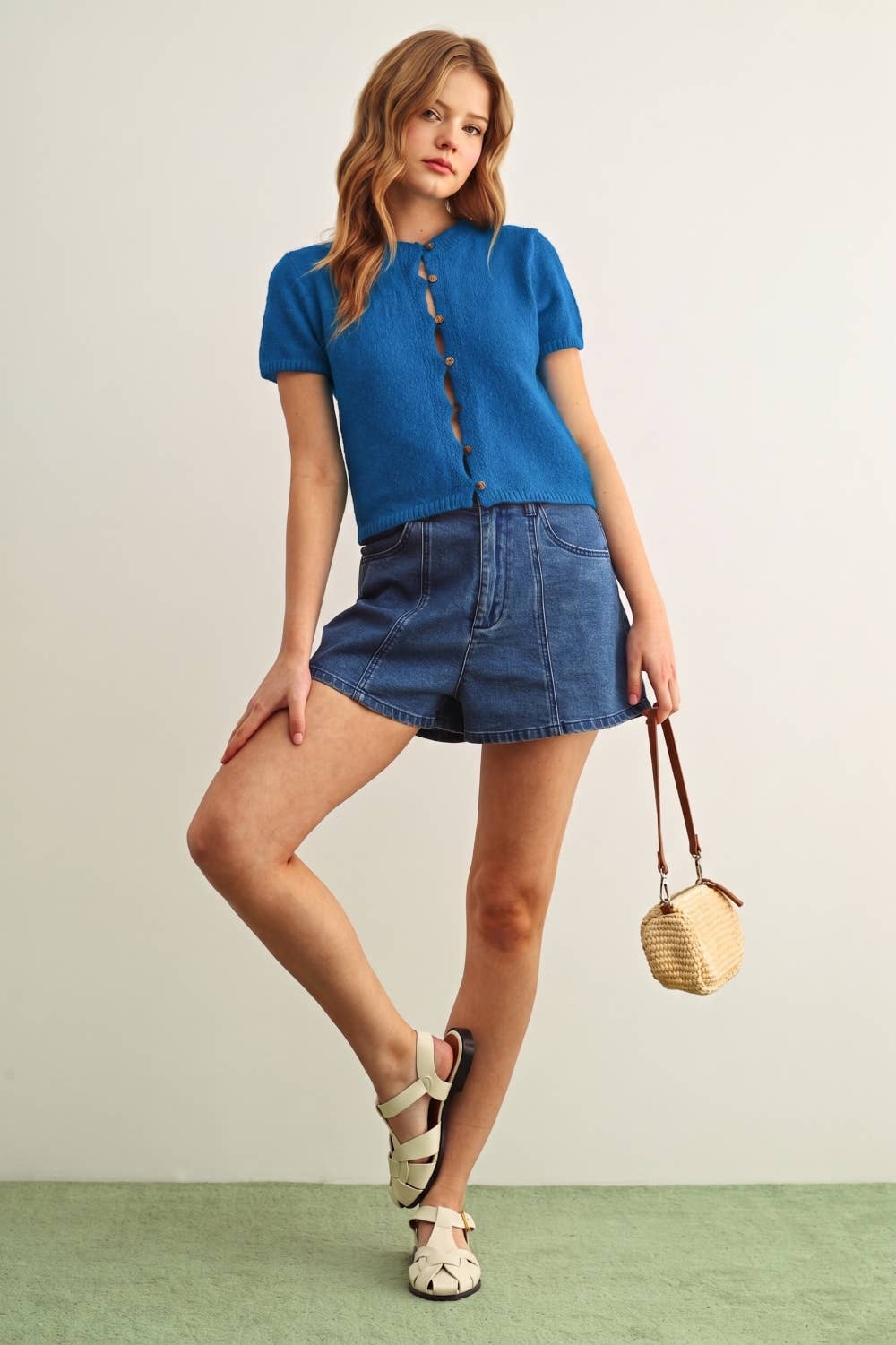 Miou Muse | Multi Button Detailed Short Sleeve Top