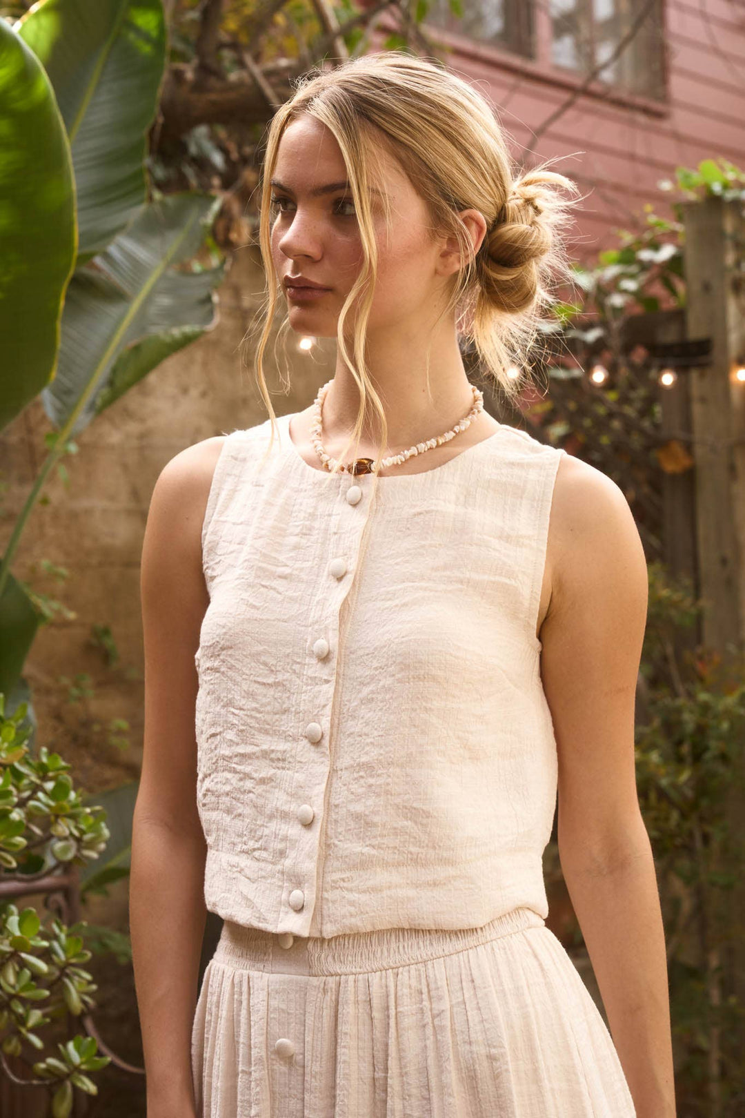 Blu Pepper | Textured Button Down Sleeveless Top