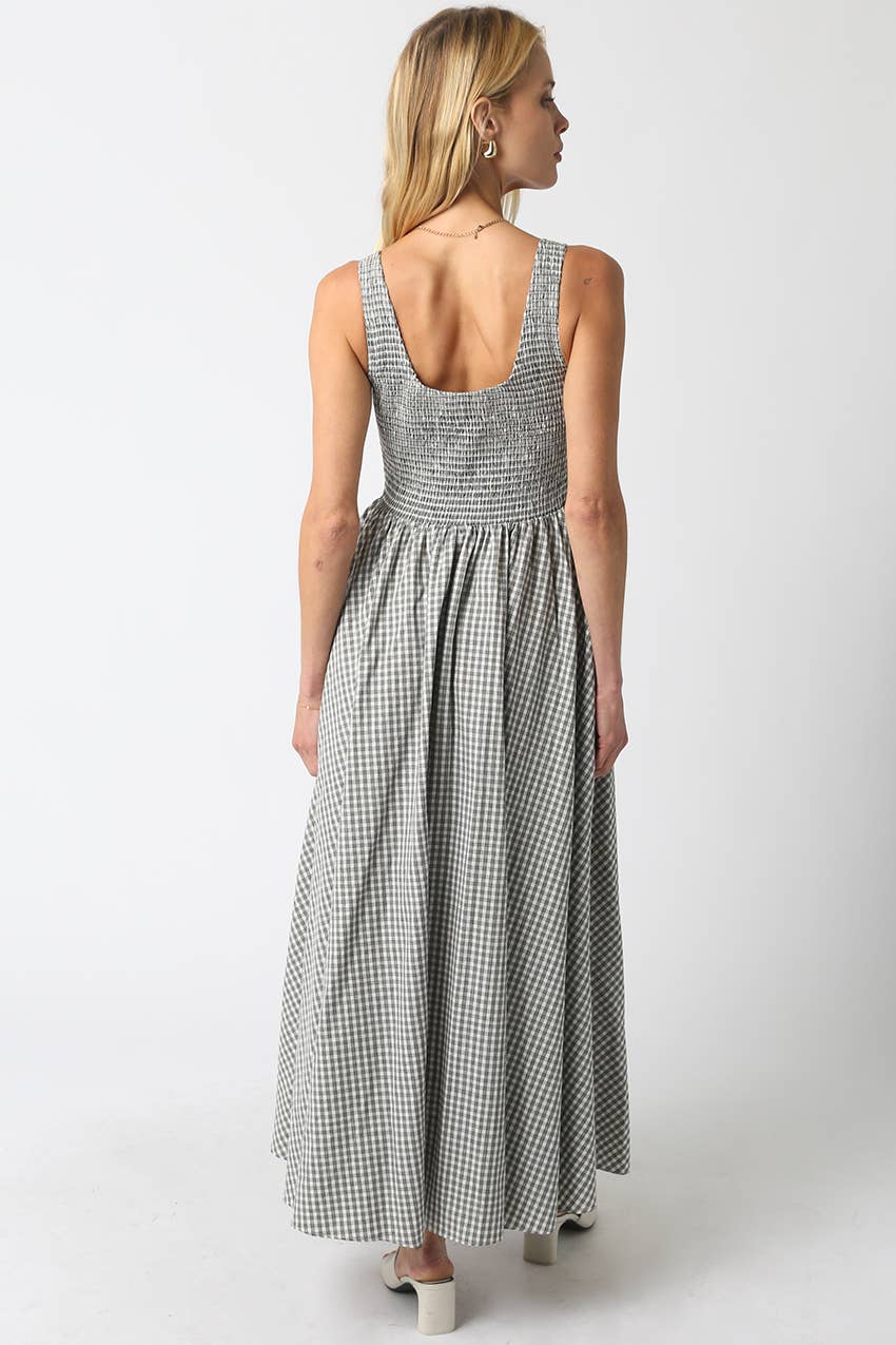 Olivaceous | Ella Sleeveless Gingham Maxi Dress