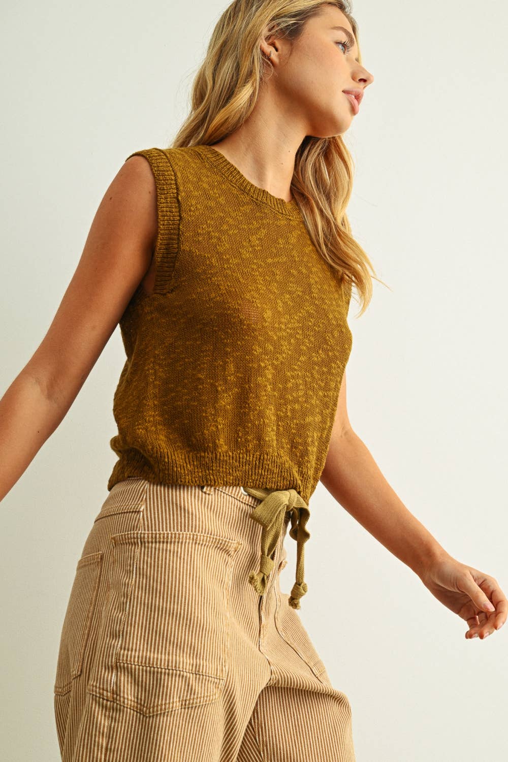 Miou Muse | Ombre Style Sleeveless Knitted Top