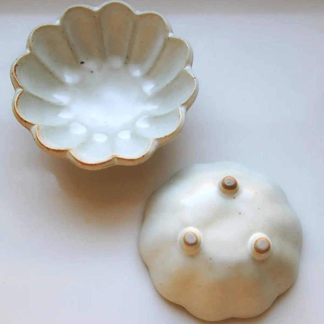 Fodery | Flower Petal Pinch Bowl