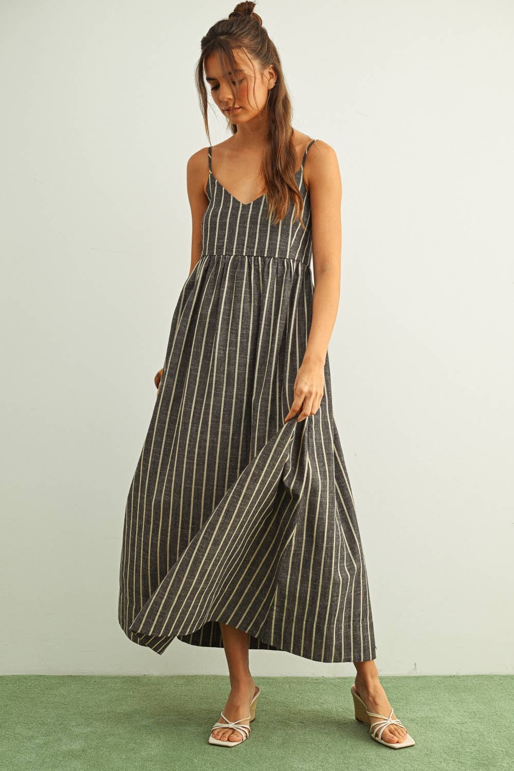 Miou Muse | Stripe Pattern Long Dress