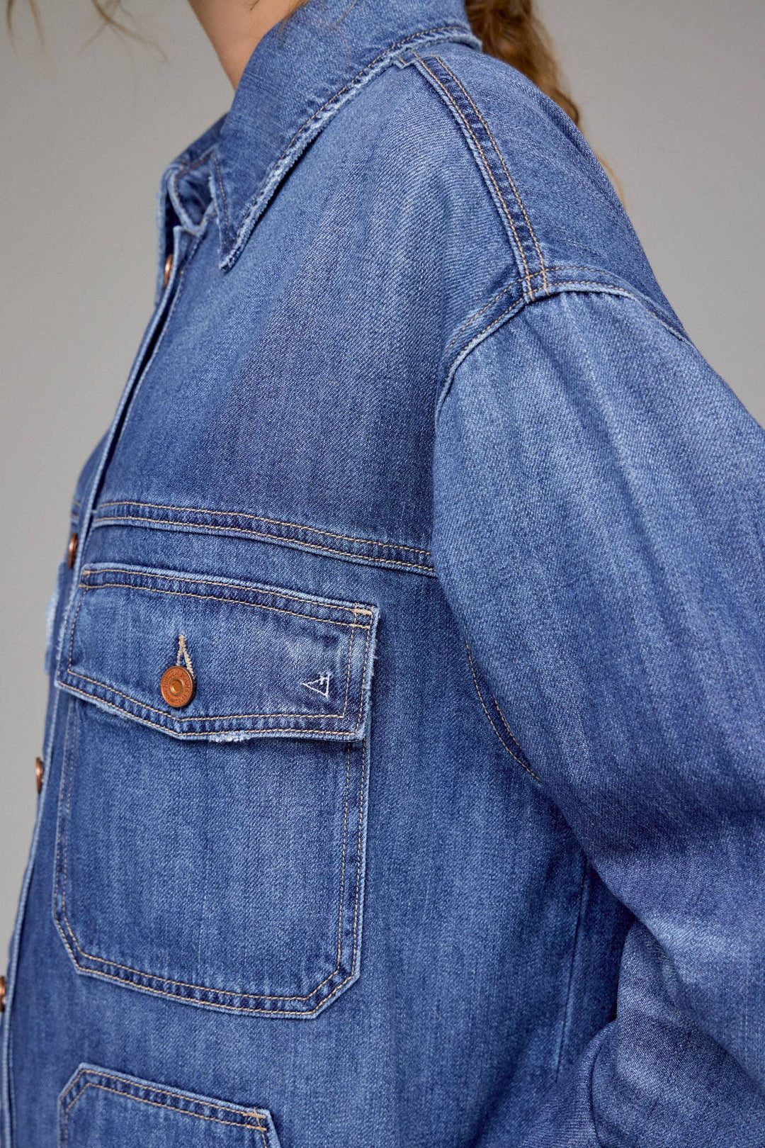 Hidden Jeans | Medium Wash Oversized Shirt