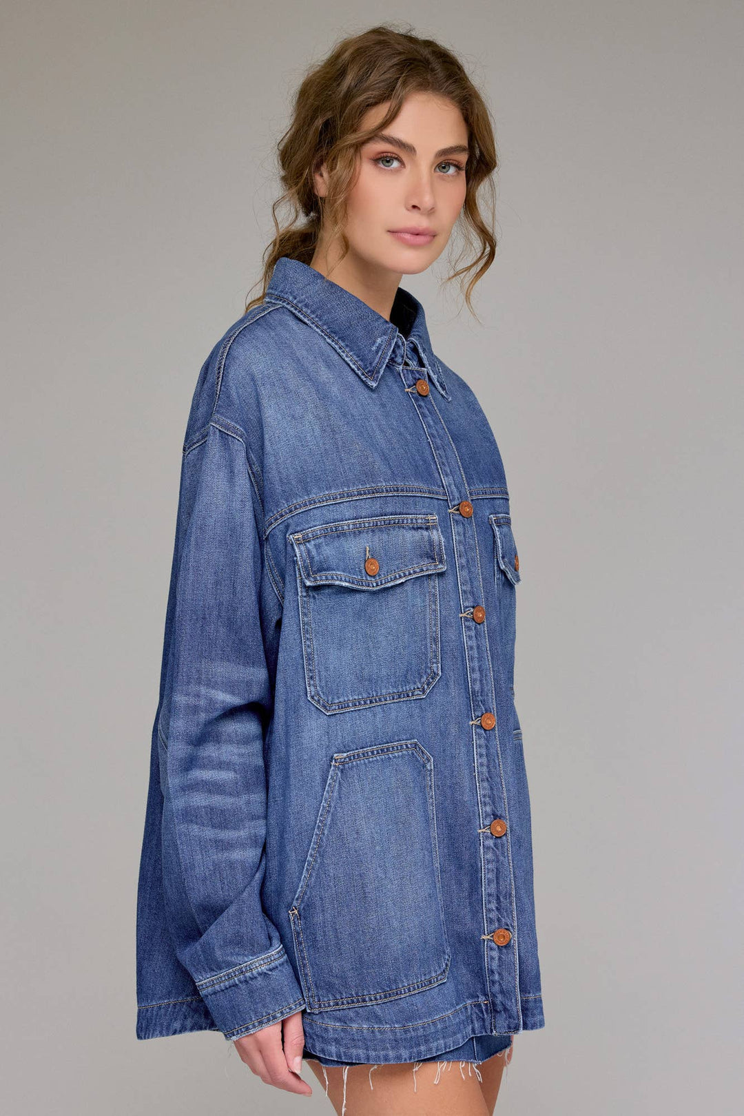 Hidden Jeans | Medium Wash Oversized Shirt