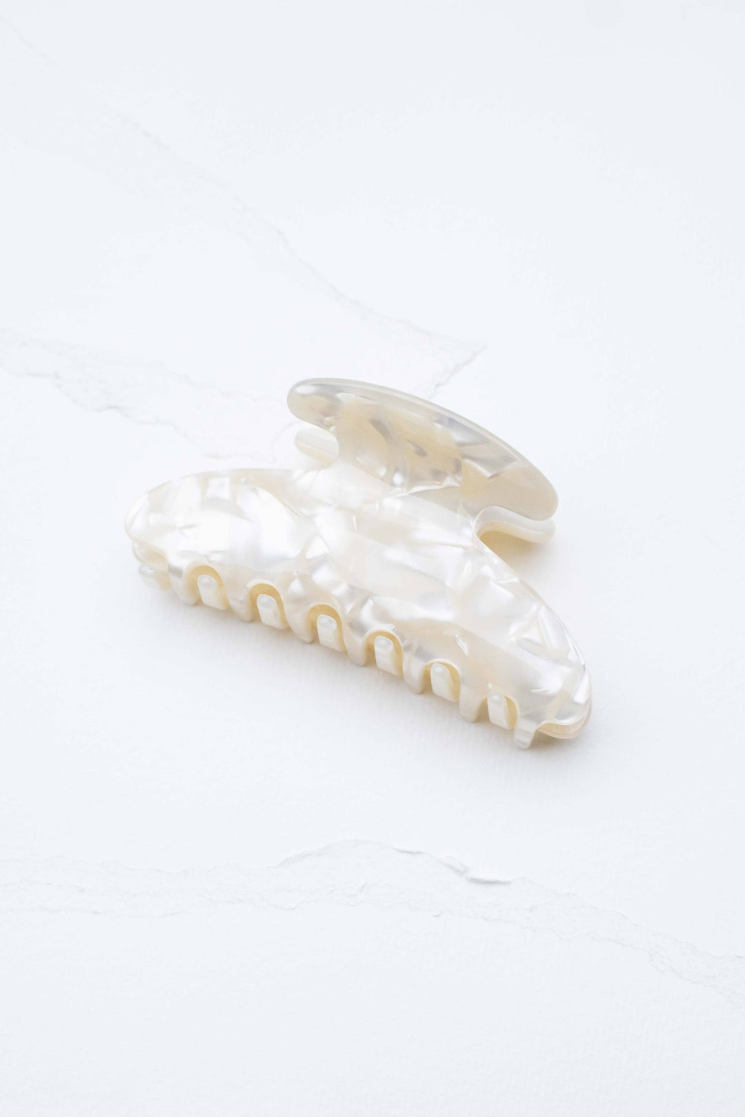 Tiepology | Midnight Gloss Cellulose Acetate Hair Claw Clip