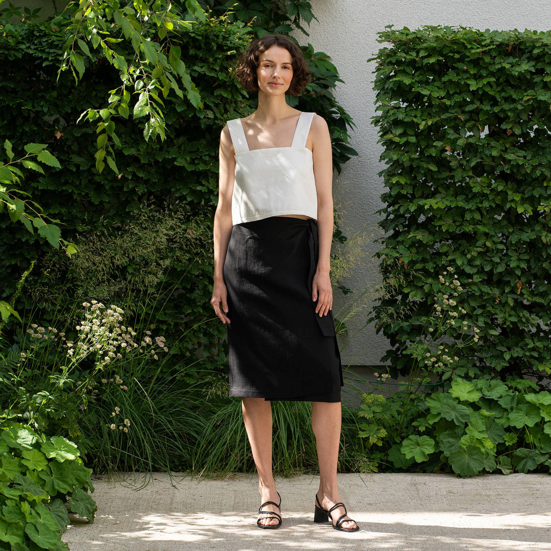 Menique | Linen Pinafore Crop Top with Back Buttons