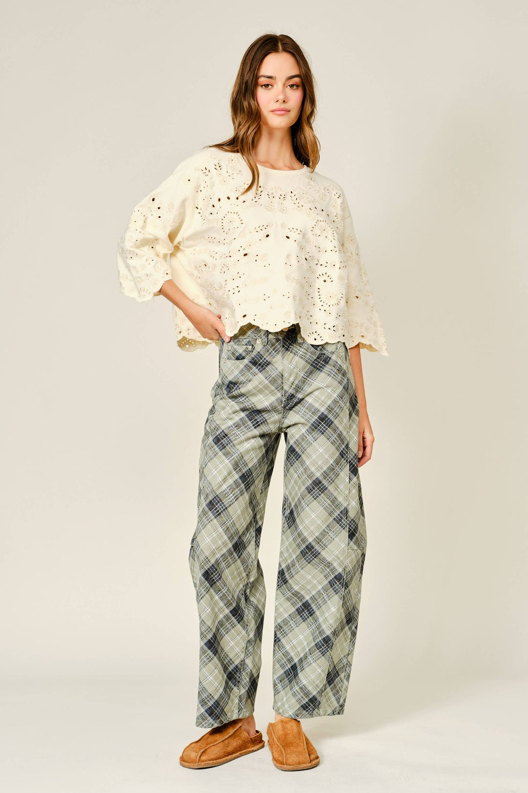 Aaron and Amber | Eyelet Terry Short sleeve Sweatshirt