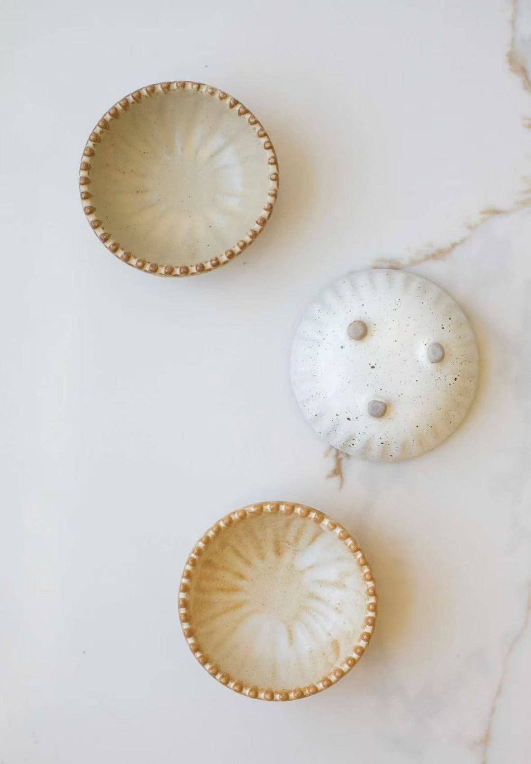 Fodery | Ruffled Edge Ceramic Pinch Bowls