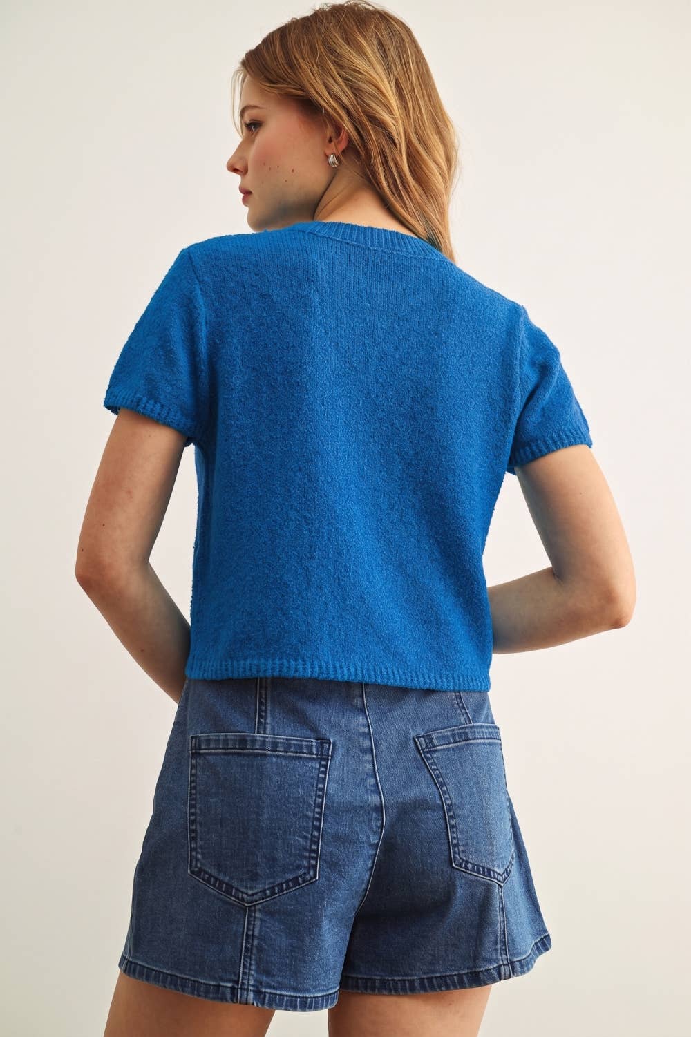 Miou Muse | Multi Button Detailed Short Sleeve Top