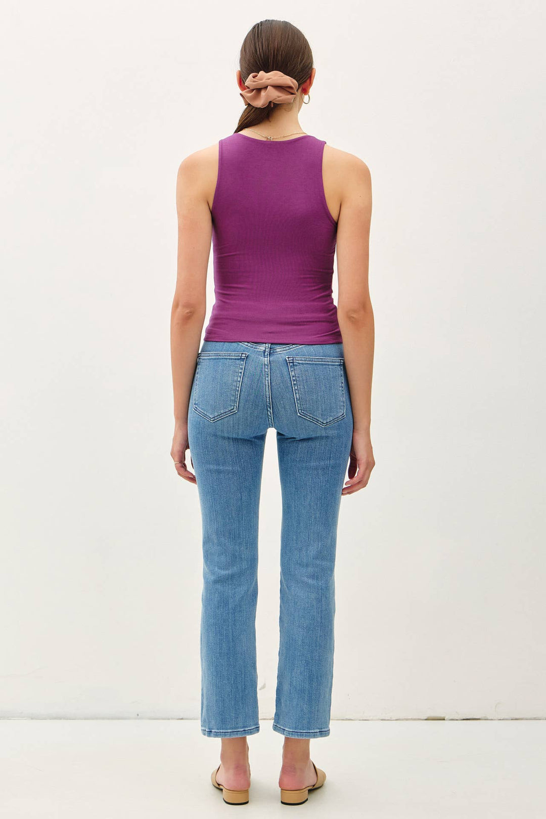 Be Cool | Basic Round Neck Tank Top