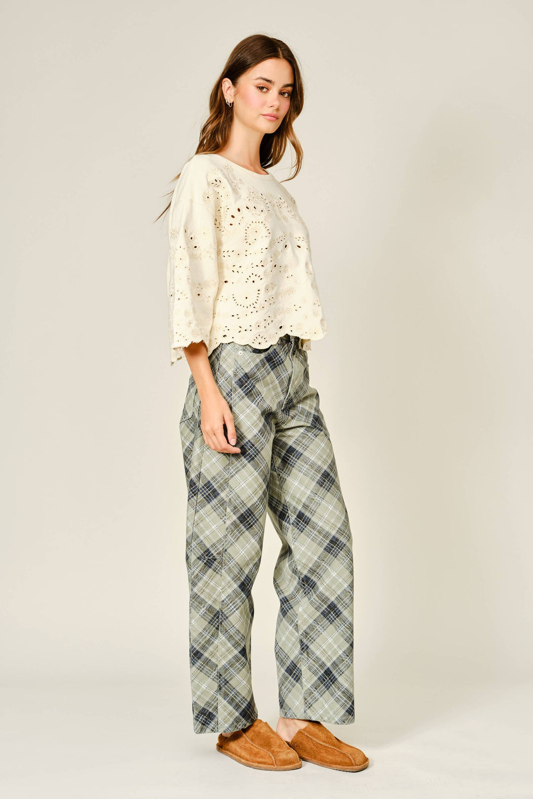 Aaron and Amber | Eyelet Terry Short sleeve Sweatshirt
